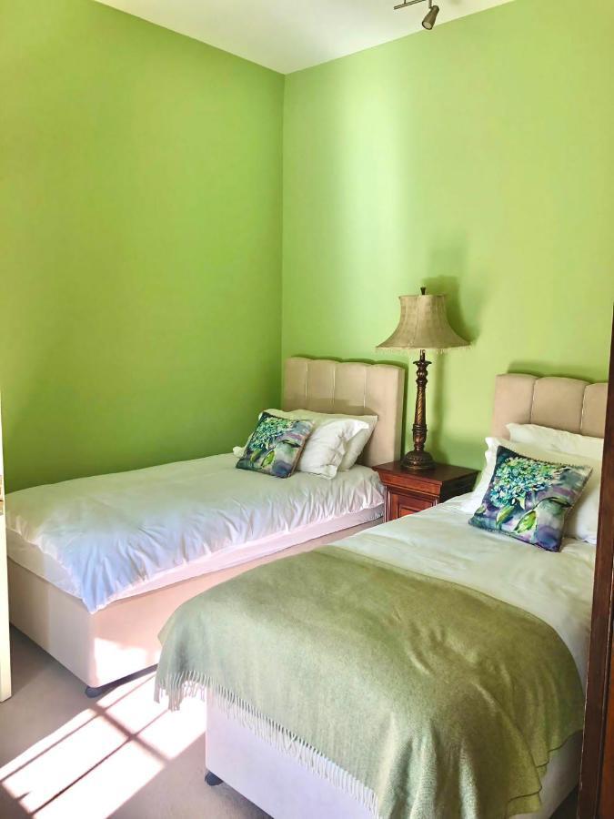 2 Bed Courtyard Apartment At Rockfield House Kells In Meath - Short Term Let Extérieur photo